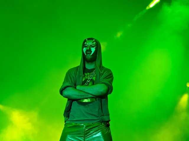 Unveiling Brain Fog: Root Causes, Symptoms, and the Potential Benefits of Dietary Supplements