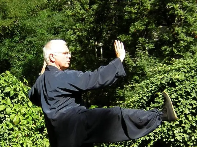 Guide to Perfecting Swatting Techniques: Detailed Insights into Successful Personal Protection