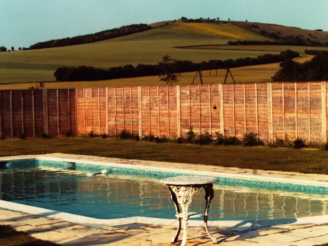 Risk presents itself: Naturist activities in Baden-Württemberg lead to closures of public swimming...