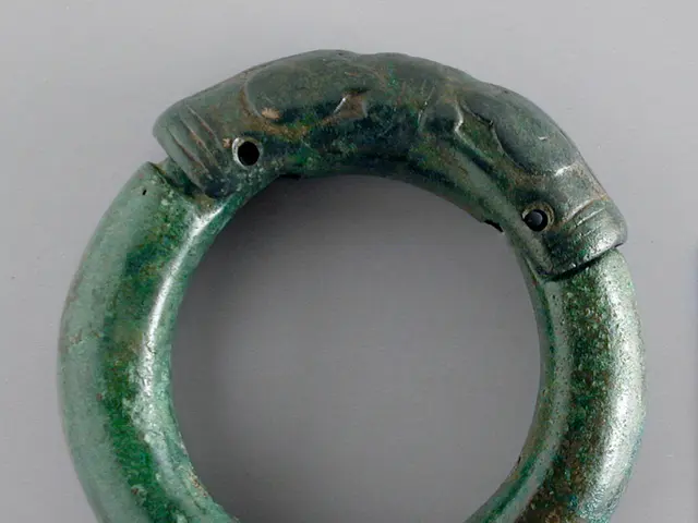 Artificial intelligence contributes to the creation of harder plastic materials by chemists.