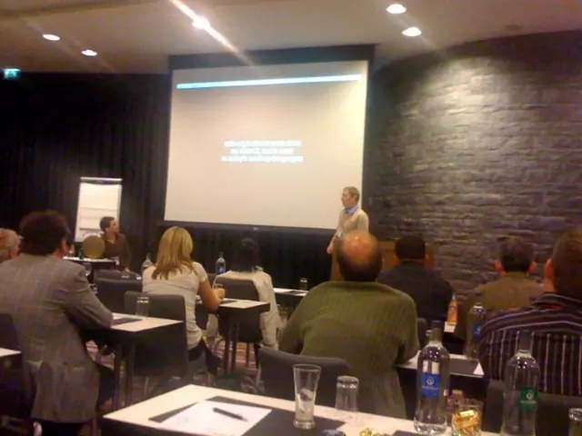 Hearing Loss Solo (Solitary Hearing Loss): Symptoms, Causes, and Further Information