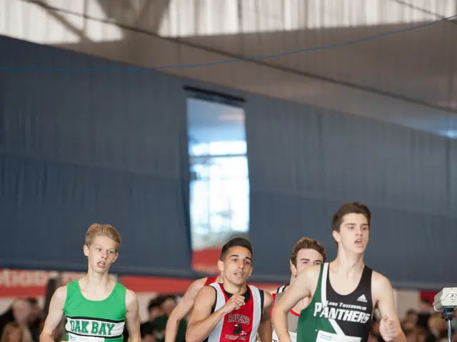 Sky-high temperatures reaching 50 degrees Celsius prompt Dubai's runners to switch to indoor...