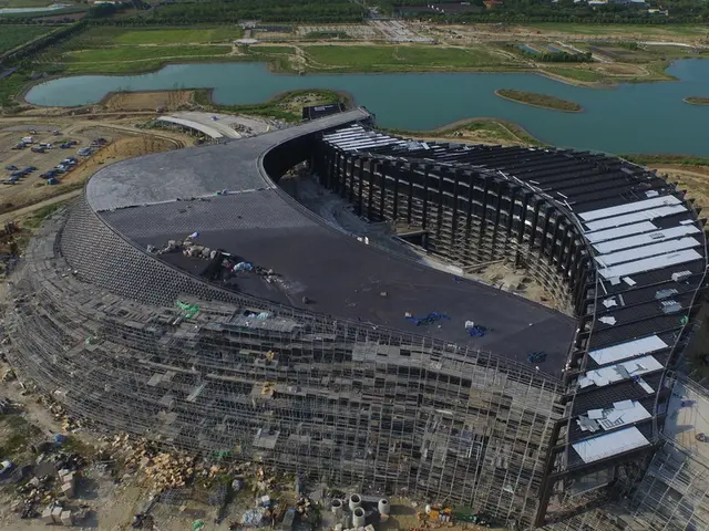 The Osterfeld fitness center remains shut down until Christmas celebrations commence.