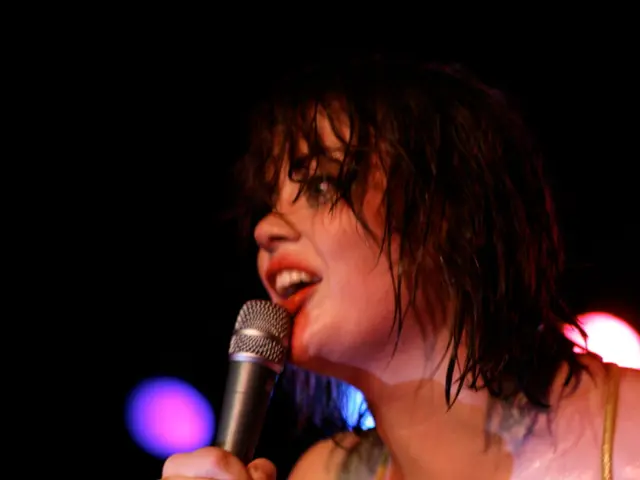 Ex-spouse of Kelly Clarkson experiences seizures due to skin cancer.