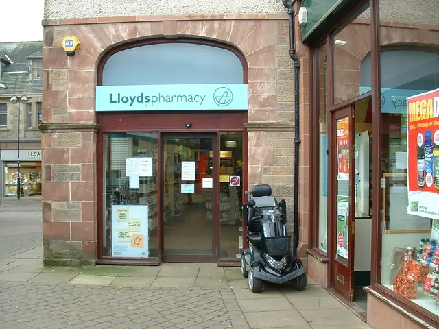 Medicines Delivered by Minister Warken in Autumn